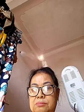 Hotestlove online show from 01-08-26, 02:14