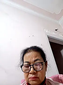 Hotestlove online show from 02-12-26, 11:00