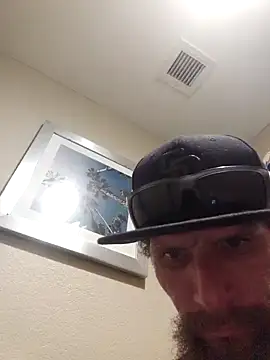 Crackkers online show from 12-20-24, 03:58