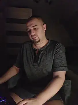 Foxyshaved online show from 12-18-25, 05:35