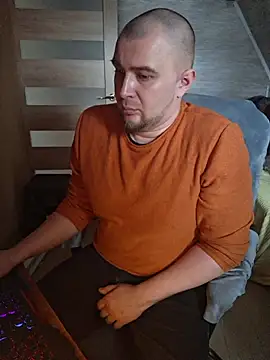 Snapshot of Foxyshaved chatting on 03-09-26, 09:13 Foxyshaved online show from 03-09-26, 09:13