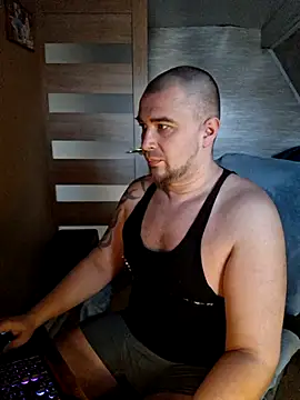 Snapshot of Foxyshaved chatting on 03-12-26, 05:57 Foxyshaved online show from 03-12-26, 05:57