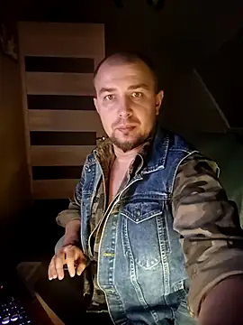 Snapshot of Foxyshaved chatting on 03-15-26, 01:00 Foxyshaved online show from 03-15-26, 01:00