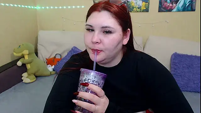 JuliaKeln online show from 01-21-25, 09:36