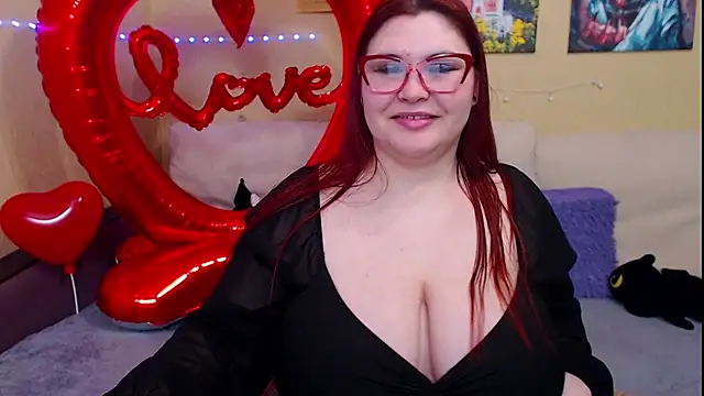 JuliaKeln online show from 02-14-25, 07:54