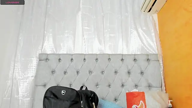 Lilit 93  online show from 12-15-24, 11:12