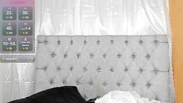 Lilit 93  online show from 12-20-24, 05:36