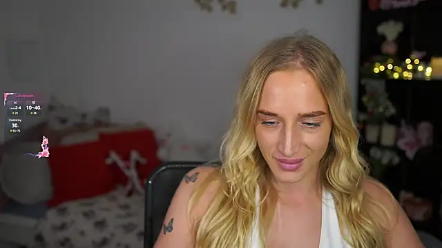 Nicolette  Shea  online show from 12-24-24, 12:11