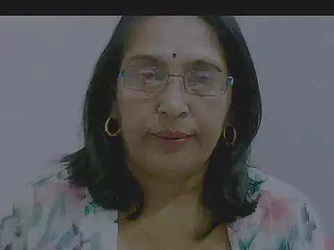 Snapshot of sexy69hotmum chatting on 03-09-25, 10:52 sexy69hotmum online show from 03-09-25, 10:52