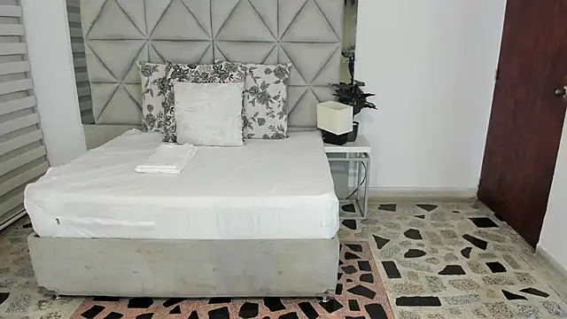 nina pons online show from 10-20-25, 11:16