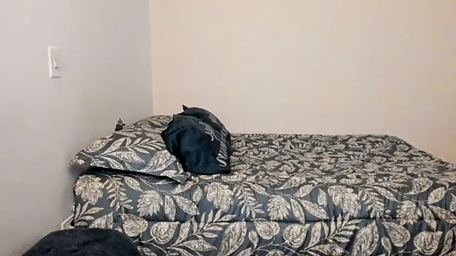 nina pons online show from 11-19-25, 07:36