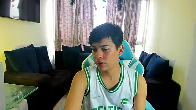 Snapshot of Franco_Rizzo_ chatting on 01-14-25, 07:53 Franco Rizzo  online show from 01-14-25, 07:53