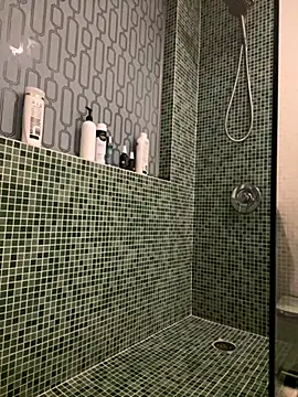 Snapshot of RoodoggXL chatting on 11-07-25, 01:33 RoodoggXL online show from 11-07-25, 01:33