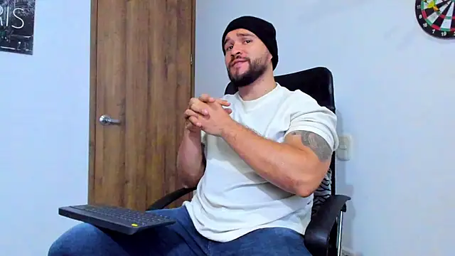 AndrewDiaz online show from 10-11-25, 04:12