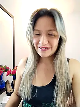 Snapshot of valeriahunter1 chatting on 11-23-25, 10:31 valeriahunter1 online show from 11-23-25, 10:31