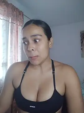 Snapshot of JuanaSimons chatting on 11-30-25, 09:41 JuanaSimons online show from 11-30-25, 09:41