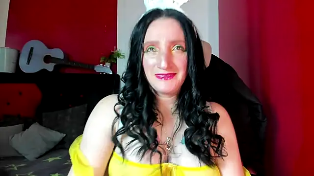 Andrefoxx  online show from 10-25-25, 03:58