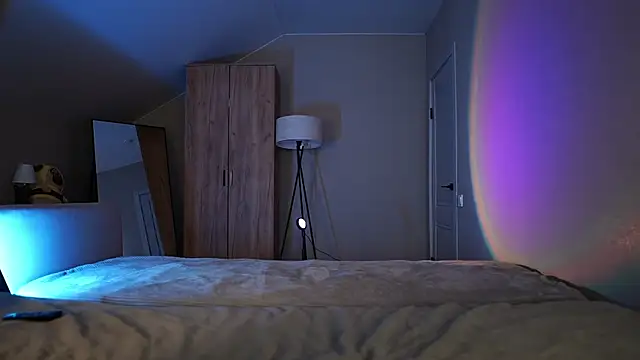 Snapshot of VikkiLustfull chatting on 11-19-25, 12:16 VikkiLustfull online show from 11-19-25, 12:16