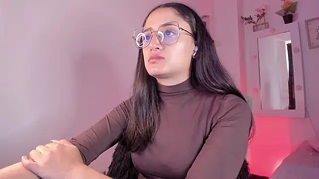  Caroliinee  online show from 09-24-25, 04:54