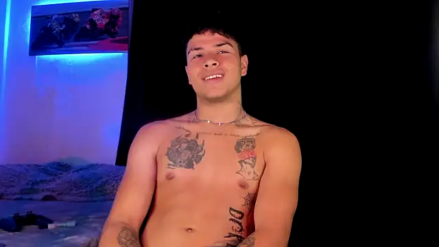 Snapshot of Dominic_Biker__ chatting on 12-22-24, 07:11 Dominic Biker online show from 12-22-24, 07:11