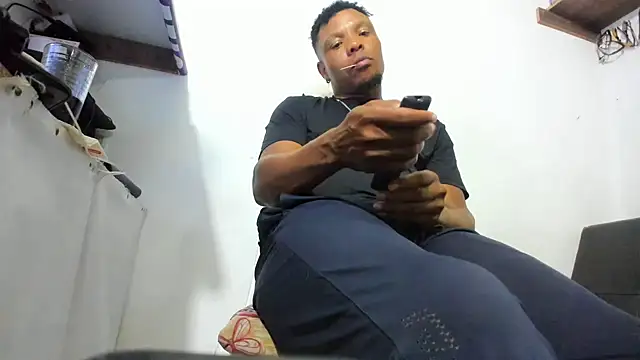 hugo3918  online show from 02-23-26, 01:03