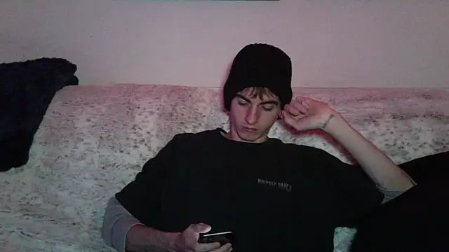 Snapshot of spicylaboi chatting on 01-25-25, 03:09 spicylaboi online show from 01-25-25, 03:09