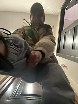 LikaCat online show from 10-13-25, 04:01