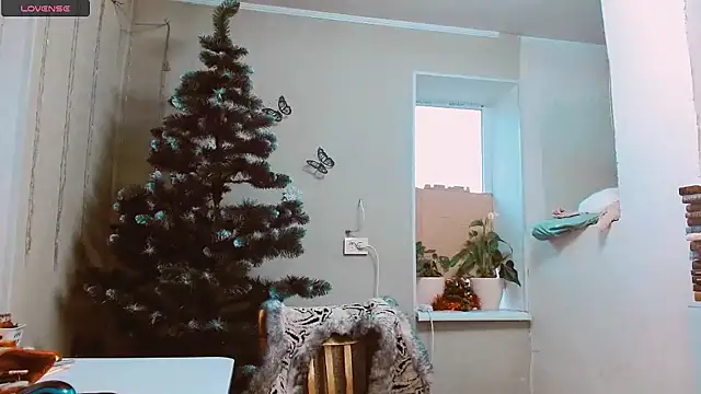 Snapshot of RosaJil chatting on 12-25-24, 01:30 RosaJil online show from 12-25-24, 01:30