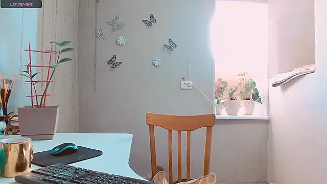 Snapshot of RosaJil chatting on 01-07-25, 01:03 RosaJil online show from 01-07-25, 01:03