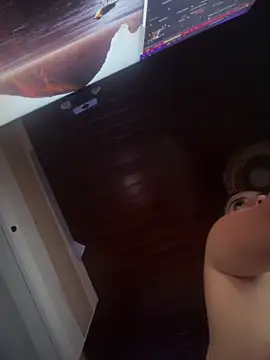 MarianaBenz online show from 10-11-25, 11:25