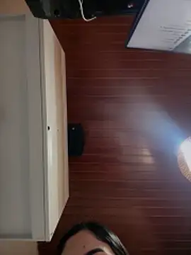 MarianaBenz online show from 04-02-26, 11:46