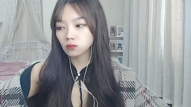 Jenny-Z online show from 11-19-25, 02:22