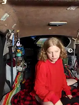 Snapshot of shadow199393 chatting on 10-15-25, 02:11 shadow199393 online show from 10-15-25, 02:11