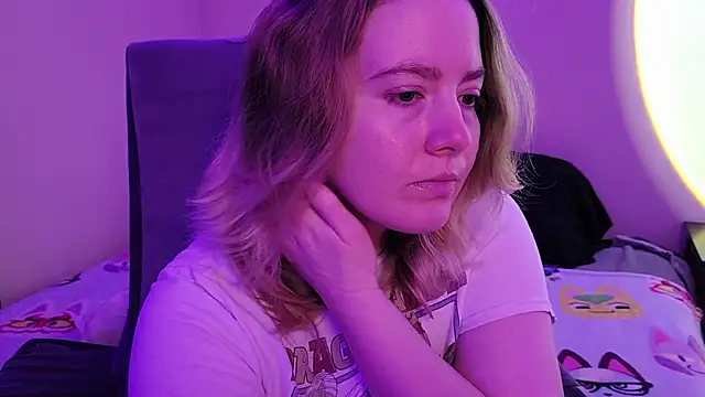 InternetFairy XO online show from 11-25-25, 02:22