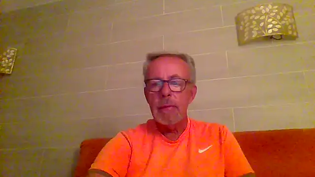 tuggy59 online show from 11-30-25, 05:33