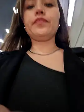 marena saenz online show from 10-24-25, 05:42