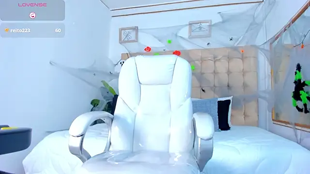 Alex cute77 online show from 10-13-25, 11:10