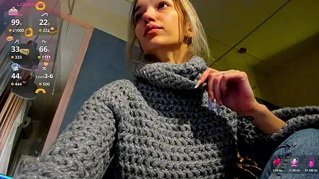 Snapshot of Sassy_Teen chatting on 01-13-26, 04:40 Sassy Teen online show from 01-13-26, 04:40