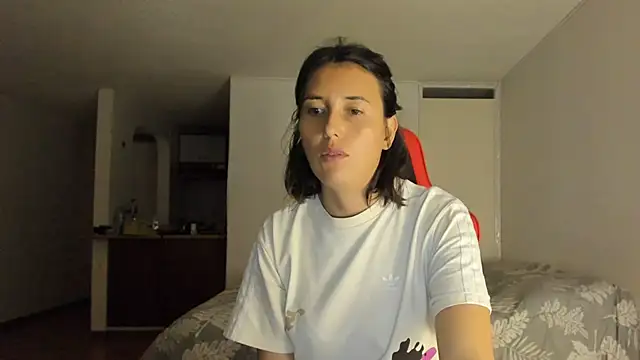 zoe jeane beker online show from 02-14-25, 01:23