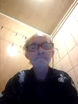 oksana722 online show from 10-10-25, 08:41