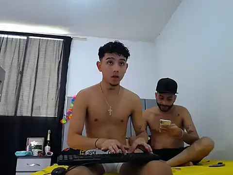 Evilboy555 online show from 11-21-25, 03:54