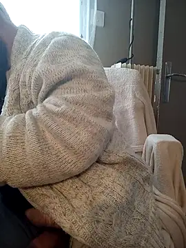 Snapshot of teekoine1 chatting on 10-19-25, 10:49 teekoine1 online show from 10-19-25, 10:49