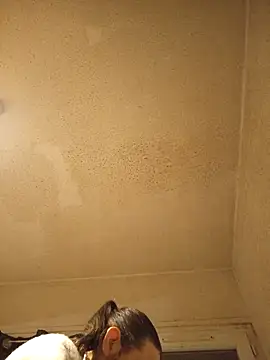 Snapshot of teekoine1 chatting on 10-20-25, 08:42 teekoine1 online show from 10-20-25, 08:42