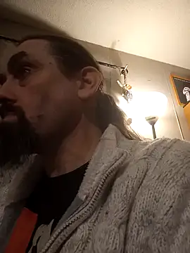 Snapshot of teekoine1 chatting on 10-30-25, 09:37 teekoine1 online show from 10-30-25, 09:37