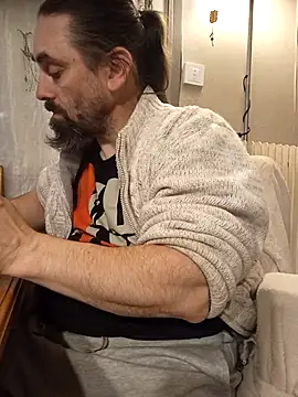 Snapshot of teekoine1 chatting on 11-10-25, 02:54 teekoine1 online show from 11-10-25, 02:54