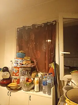 Snapshot of teekoine1 chatting on 11-15-25, 12:41 teekoine1 online show from 11-15-25, 12:41