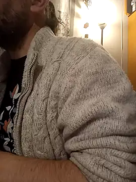 Snapshot of teekoine1 chatting on 11-18-25, 02:28 teekoine1 online show from 11-18-25, 02:28