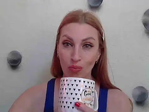 Jillian Pattie online show from 12-20-24, 01:22