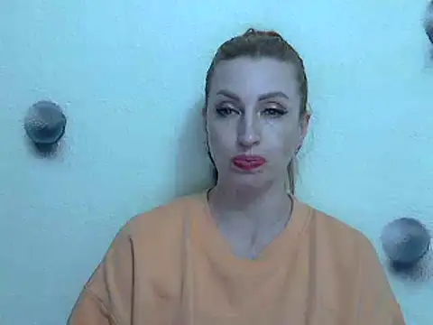 Jillian Pattie online show from 12-24-24, 05:23