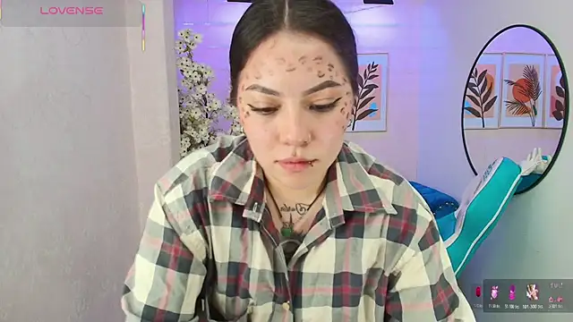 Isa reel online show from 10-25-25, 07:49